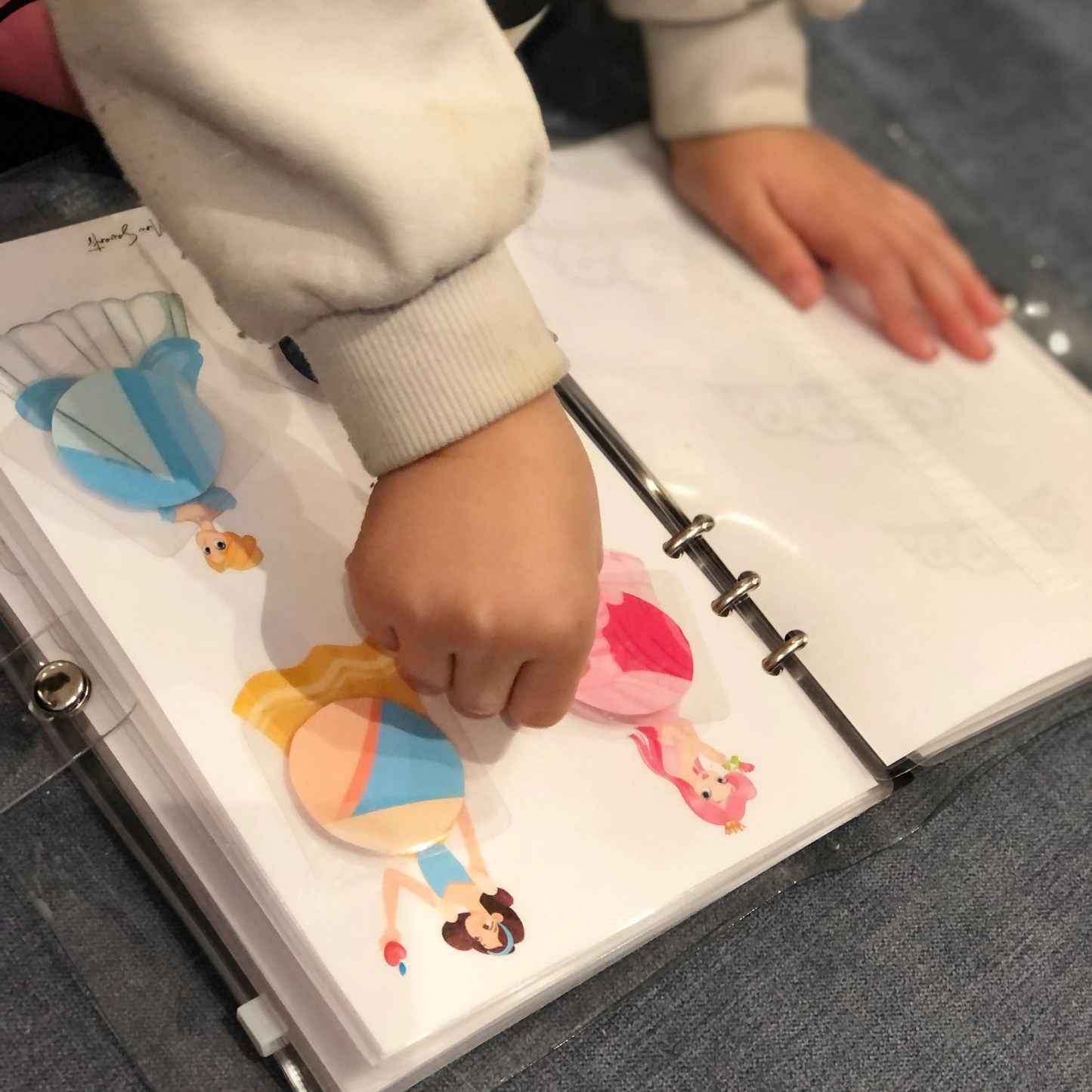 busy book - PRINCESSES #1