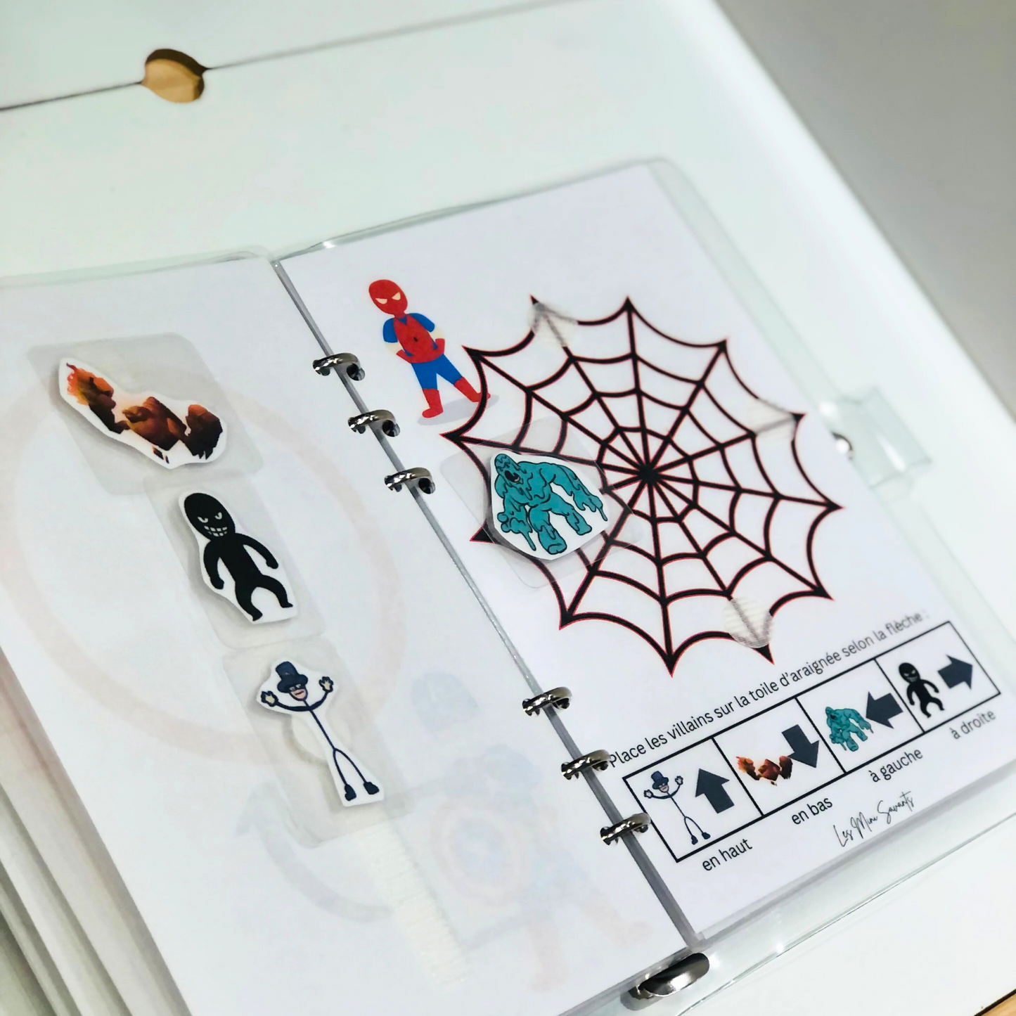 busy book - SUPERHÉROS